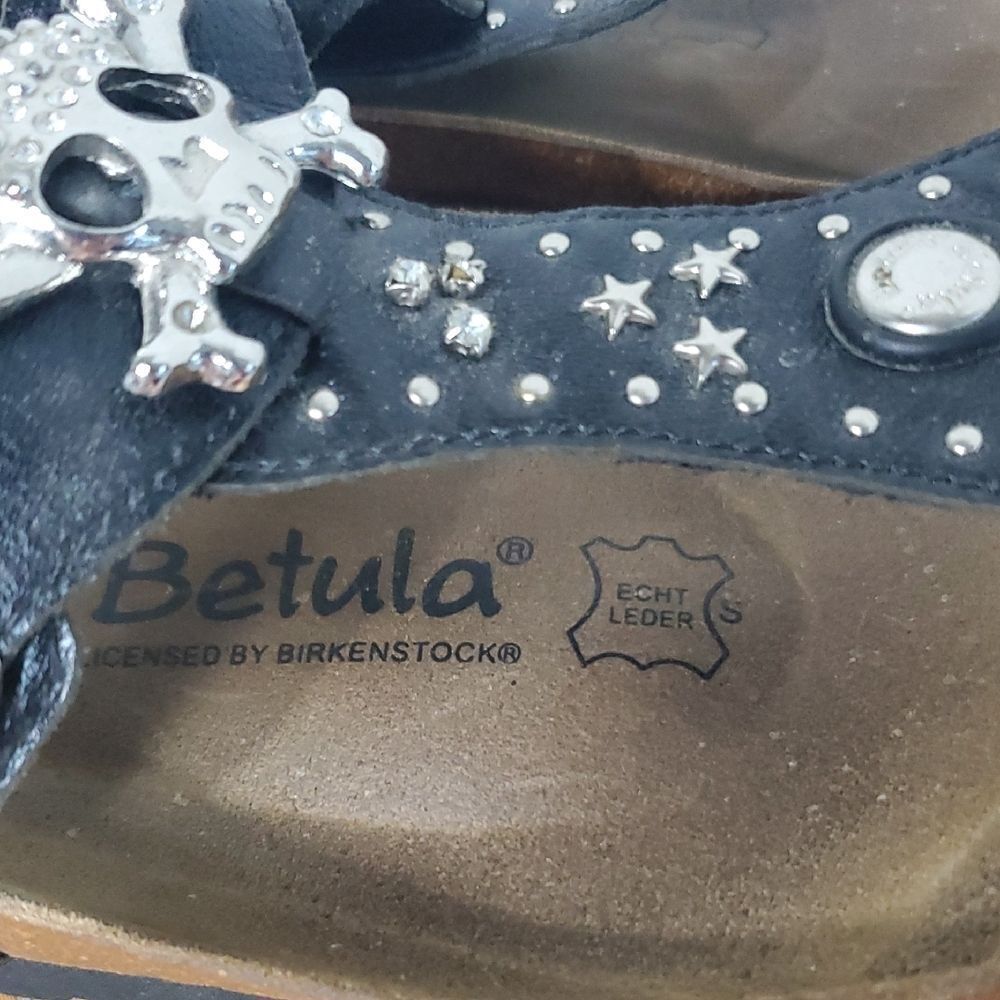 Betula by Birkenstock Black Leather Skull Rhinestone Sandals Unisex L9 M7 - Picture 7 of 8